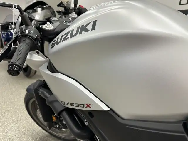 2024 Suzuki SV650XAM4 SV650 - V6020NP - -No Payments for 1 Year* in Sport Touring in Markham / York Region - Image 7