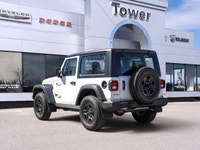 This Jeep Wrangler boasts a Intercooled Turbo Premium Unleaded I-4 2.0 L/122 engine powering this Au... (image 4)