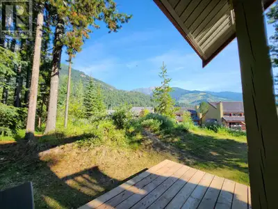 Own Your Panorama Paradise: Ski-In, Self-Manage, and Earn! Forget the ordinary – your extraordinary...