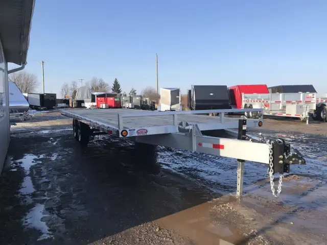 2026 ACTION SERIES MENNONITE MADE ALUMINUM DECKOVER SERIES in Cargo & Utility Trailers in London - Image 3