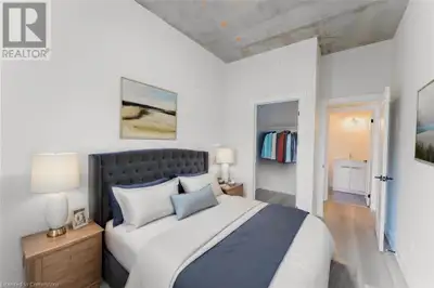 169 JAMES Street S Unit# 803 Hamilton, Ontario