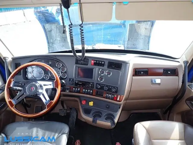 2020 Kenworth T680 in Heavy Equipment in Longueuil / South Shore - Image 25