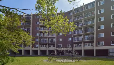 59 Glenforest In-building laundry Heat included Free surface parking included Great location Residen...