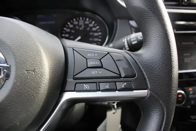 2021 Nissan Qashqai FWD S CVT for sale in Cars & Trucks in Comox / Courtenay / Cumberland - Image 27