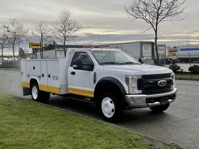 2019 Ford F-550 4X4 Service Truck $52,850 + $995 Processing fee = $53,845 Total obligation before ta...