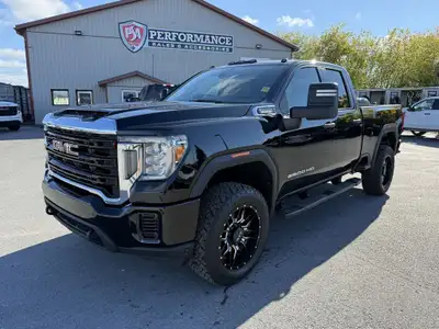 Beautiful truck, ready for work or play!! Clean Car Fax. Rare Double Cab Short Box Duramax Diesel 4x...