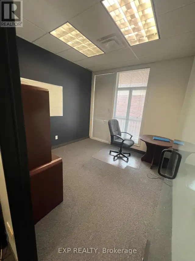 8 - 951 WILSON AVENUE Toronto (Downsview-Roding-CFB), Ontario63006663053825124