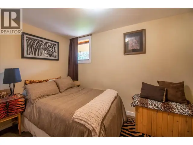 1225 Round Lake Road Armstrong, British Columbia in Houses for Sale in Vernon - Image 30