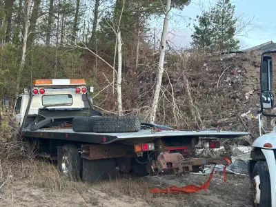 GMC Diesel 5000 Flatbed Truck PARTS ONLY As Is True Mileage Unknown 4 Cylinder Diesel Manual Transmi...