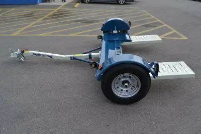 Car tow Dolly With Electric Brakes $2799 Snow bird Rv special Save $$$$ Tow your car to Florida this...