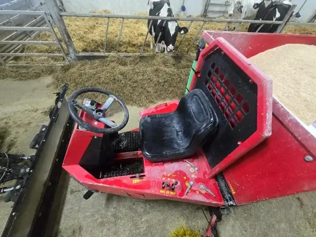 2020 BOBMAN SL 3WD in Farming Equipment in Lethbridge - Image 6