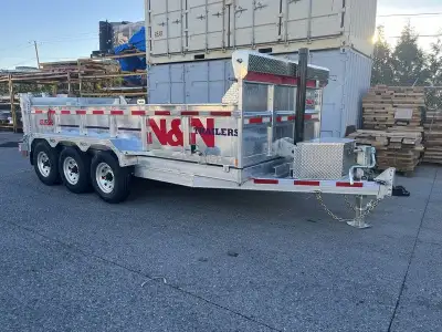 VEND: Remorque Cargo fermer 1 simple essieu ou 2 double essieux tandem fermée ferme pied enclosed tr...