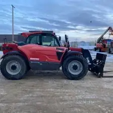 2016 MANITOU MLT840 Diesel Telehandler / Zoom Boom Capacity: 9,000 Max Boom Height: 25 (ft) Chassis:...