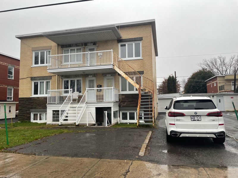 Superbe très grand 5 1/2 meublé, PierreBertrand Libre Locations