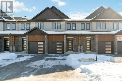 56 GRIFFITH WAY Carleton Place, Ontario