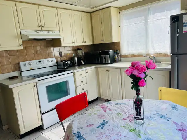 $750/UNIVERSITY OF TORONTO UTSC/CENTENNIAL COLLEGE