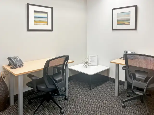 Office space for rent for 1 person in Purdy's Wharf in Commercial & Office Space for Rent in City of Halifax - Image 10