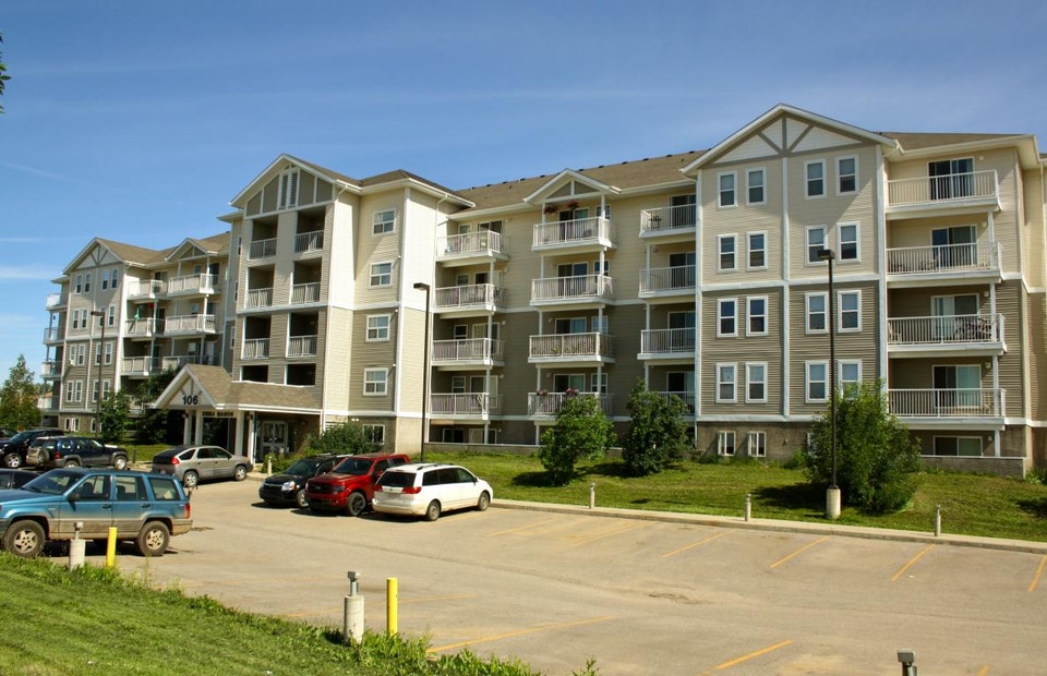 Unfurnished One Bedroom Suites from $1500 4