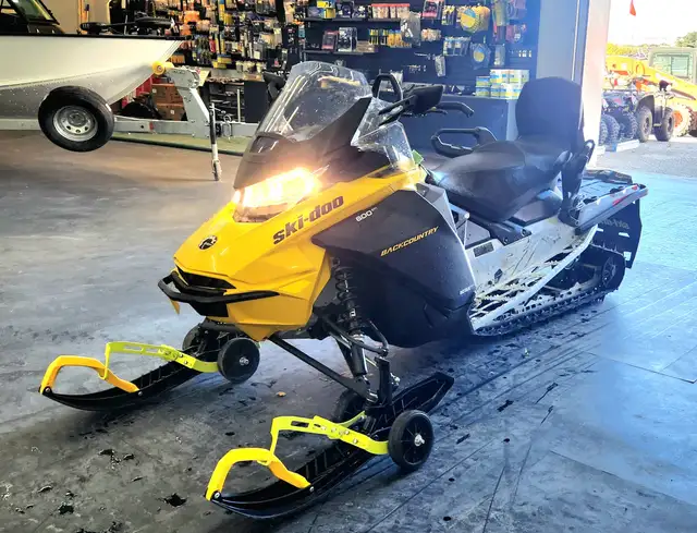 2023 SKIDOO BACKCOUNTRY SPORT 600 in Snowmobiles in Prince Albert - Image 5