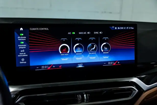 2023 BMW 3 Series 330i xDrive | Premium Amélioré | Cockpit in Cars & Trucks in City of Montréal - Image 27