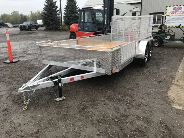80" X 16' ALUMINUM UTILITY TRAILER W/ SIDE RAMPS in Cargo & Utility Trailers in London - Image 3