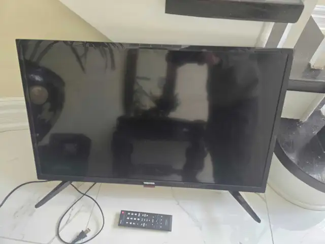 3TV's Samsung Smart 32"/27" LED,  Toshiba 32" LED PLEASE-READ in TVs in City of Toronto - Image 10