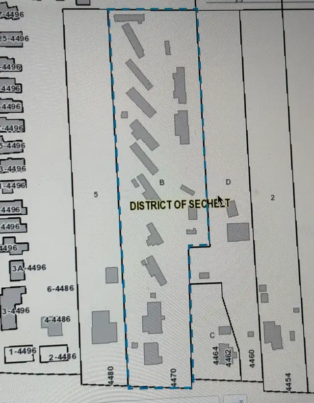 Mobile home park for sale on 2.4 acres in Sechelt BC in Commercial & Office Space for Sale in Sunshine Coast - Image 2
