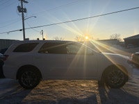 NAVIGATION SYSTEM, MEMORY SEATS, SUNROOF/MOONROOF, LEATHER SEATS, BACK-UP CAMERA, POWER LIFTGATE, HE... (image 5)