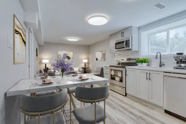 Beautiful 2 Bedroom Basement Apartment – All Utilities & Parking in Long Term Rentals in City of Toronto - Image 6