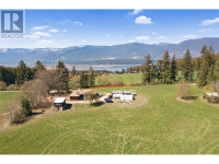 3521 20 Avenue NE Salmon Arm, British Columbia