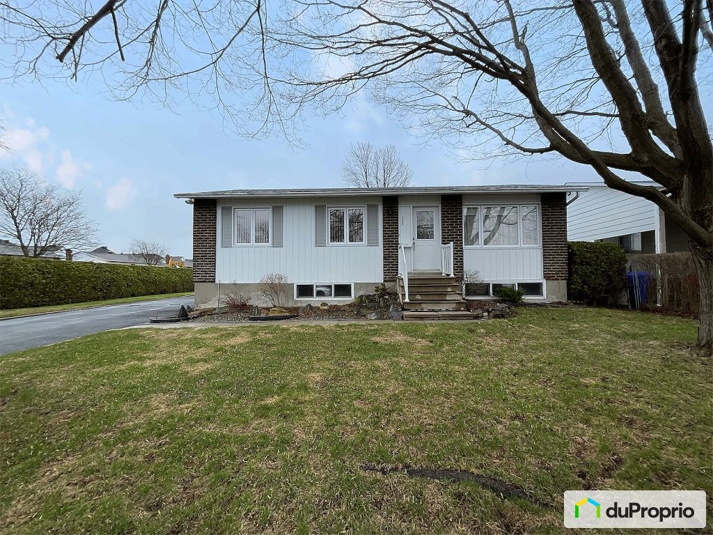 $585,000 - Bungalow for sale in Ste-Julie — photo 2