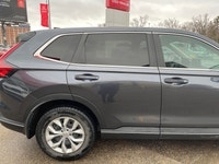 -Regina Honda Odometer is 16548 kilometers below market average! Recent Arrival! 2023 Honda CR-V LX... (image 6)