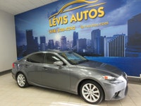 LEXUS IS 300 2016 AWD TOUT ÉQUIPÉ / CRUISE CONTROL / TOIT OUVRANT ÉLECTRIQUE / CAMÉRA DE RECUL / INT... (image 1)