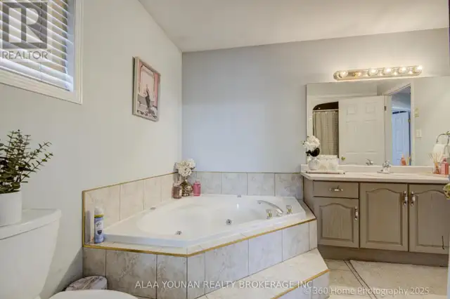 84 HILLGARDEN DRIVE Hamilton (Stoney Creek Mountain), Ontario in Houses for Sale in Hamilton - Image 14