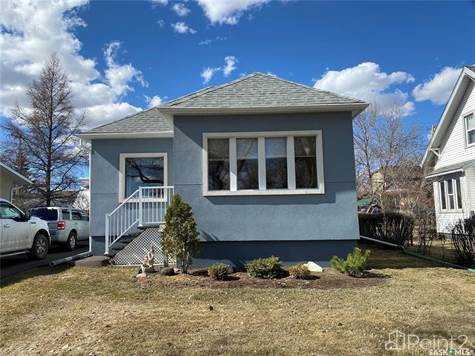112 4th AVENUE E in Houses for Sale in Saskatoon - Image 2