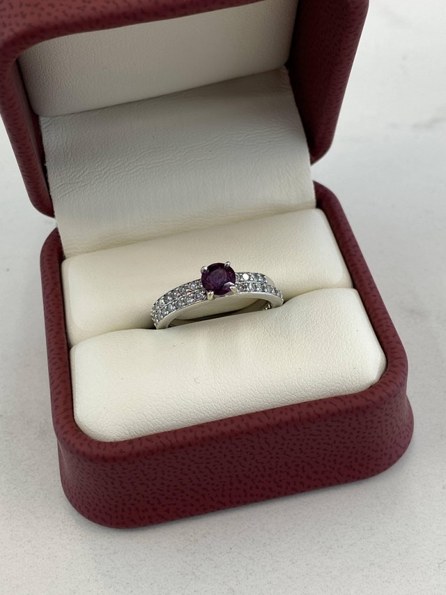 BEAUTIFUL! 14K White Gold Ruby & Diamond Engagement Ring Set
