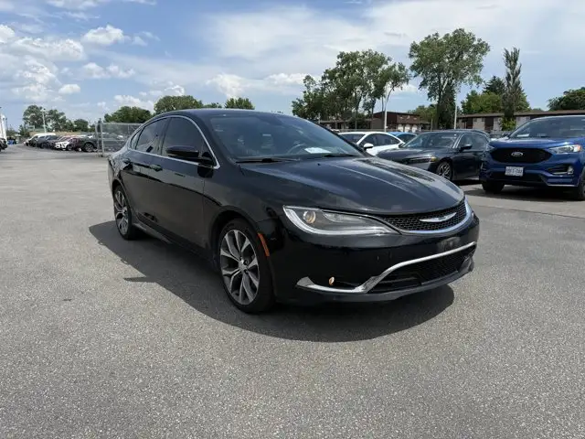 2016 Chrysler 200517607614066216967