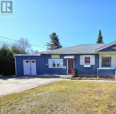 Prime commercial leasing opportunity in the heart of Keswick South, offering a versatile storefront...