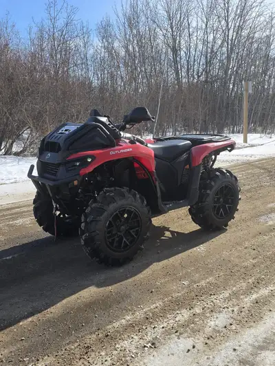APPLY NOW: https://www.ridecollective.ca/get-pre-approved 2025 CAN-AM OUTLANDER XMR 700 • Rotax 700...