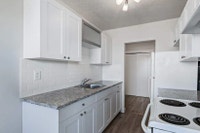 Amenities: City Views • Keyless Entry • Air Conditioning Suite & Building: Spacious bachelor, one-be... (image 5)