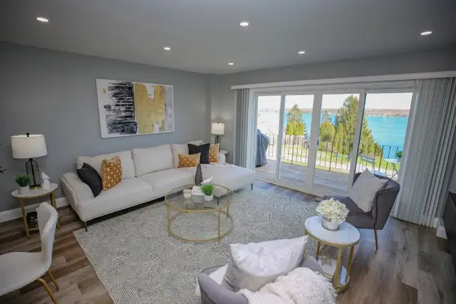 Riverfront townhome For Rent/Lease