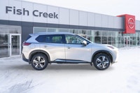 Experience expansive horizons and ultimate comfort in this magnificent 2023 Nissan Rogue SL, adorned... (image 7)