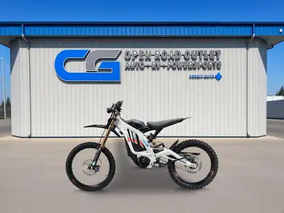 2026 Surron Light Bee X Freight: $200 PDI: $200 This new 2026 Surron Light Bee X is a lightweight el...