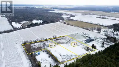 Prime Vacant Lot With Flexible Build Options: Experience country living at its finest on this gorgeo...