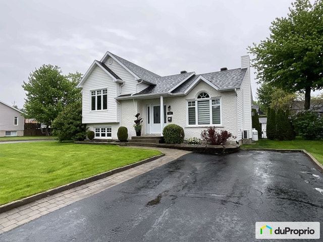 $499,000 - Bungalow for sale in Pintendre — photo 1
