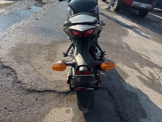 2023 Yamaha YZF-R3 ~ YAMAHA R3 ~ ABS ~ COOL BIKE ~ ONLY 18KMS ~ in Street, Cruisers & Choppers in City of Toronto - Image 15