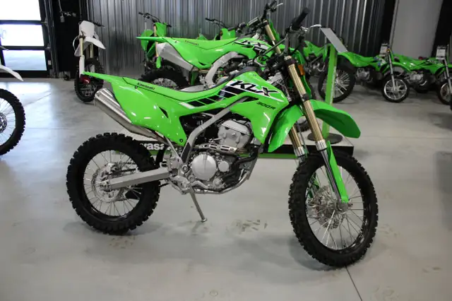 2025 Kawasaki KLX300R Team Green Dirt Bike in Dirt Bikes & Motocross in Trenton - Image 3