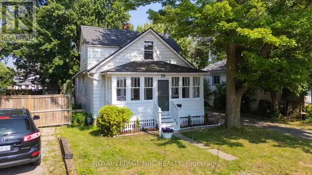 29 ERIE STREET Port Colborne (Main Street), Ontario in Houses for Sale in St. Catharines - Image 3