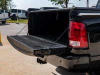 Welcome to Barrie Dodge Chrysler Jeep. GVWR: 4 535 KGS (10 000 LBS),PICKUP BOX LIGHTING,DIESEL GREY/... (image 8)