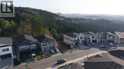 Fee Simple and fully serviced VIEW building lot in the South Bear Mountain area in Southpoint. Enjoy...